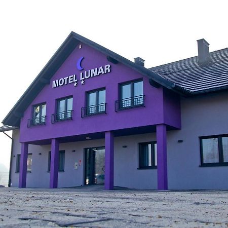 Motel Lunar Oswiecim Bagian luar foto